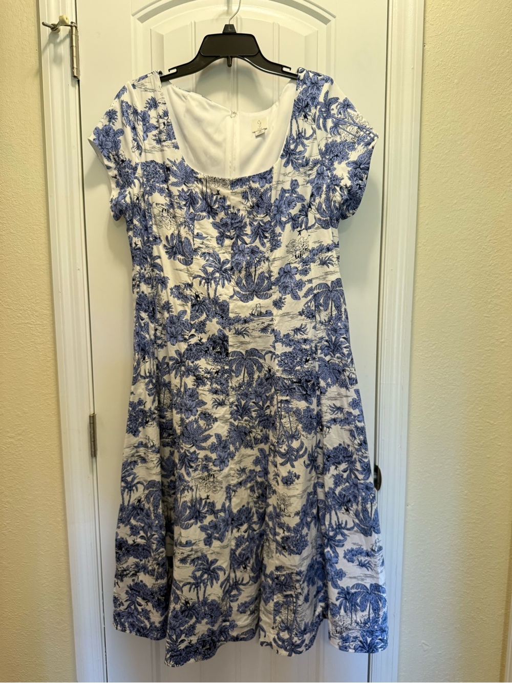 Blue and White Floral women’s midi Dress